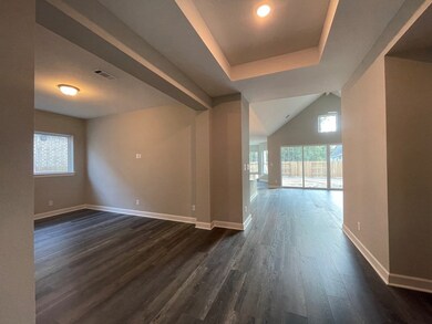 15528 Salmon Springs Dr, Conroe, TX 77302 - photo 5