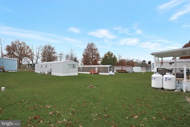 1570 Palm Springs Dr, Chambersburg, PA 17202 - photo 7