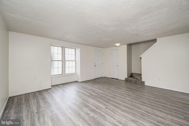 1204 Valley Leaf Ct, Edgewood, MD 21040 - photo 5