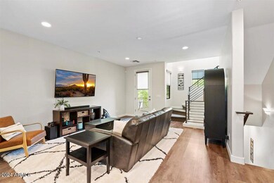 05-Living Room
