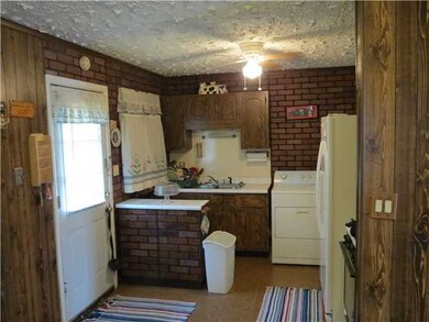 1725 Marsdale Ave, Columbus, OH 43223 - photo 3