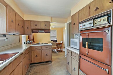 1711 Lucia Ave, Waukegan, IL 60085 - photo 7