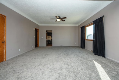 1612 Franklin St, Waterloo, IA 50703 - photo 7