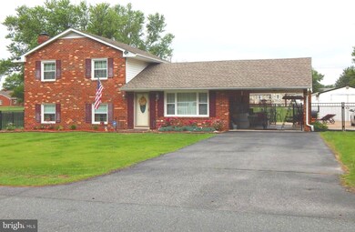 12520 Greengate Rd, Fredericksburg, VA 22407 - photo 2