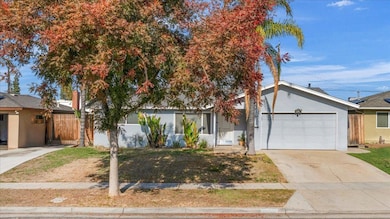 3040 W Hampton Way, Fresno, CA 93722 - photo 2