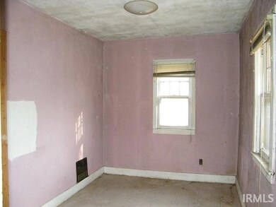 2115 Station Ct, Elkhart, IN 46517 - photo 2