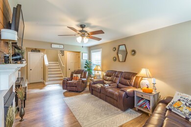 200 Cottage Crest HD -14