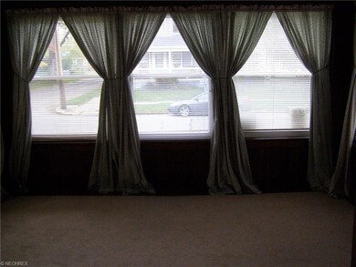 Bonus room in front of house