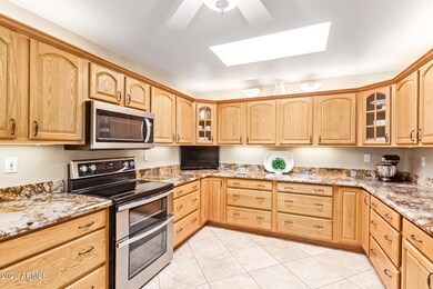 10234 W Highwood Ln, Sun City, AZ 85373 - photo 3