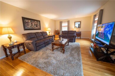 1324 S Krocks Rd, Allentown, PA 18106 - photo 2