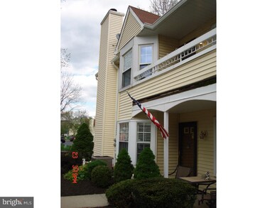 32 Mill Run W, Hightstown, NJ 08520 - photo 3