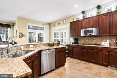 306 Grindstone Dr, Arnold, MD 21012 - photo 4