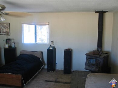 6500 Holiday Ave, Rosamond, CA 93560 - photo 4