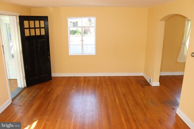 127 N Wakefield St, Arlington, VA 22203 - photo 2