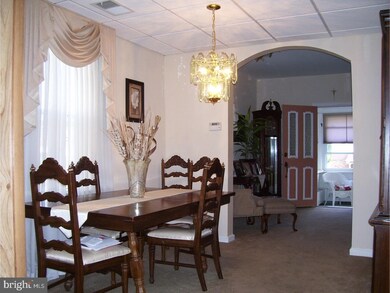 909 Lawnton Terrace, Glenolden, PA 19036 - photo 4