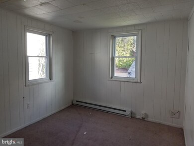 245 N 2nd St, Saint Clair, PA 17970 - photo 6