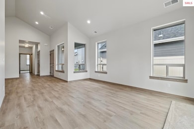 8424 N Snowflake Ln, Hayden, ID 83835 - photo 5