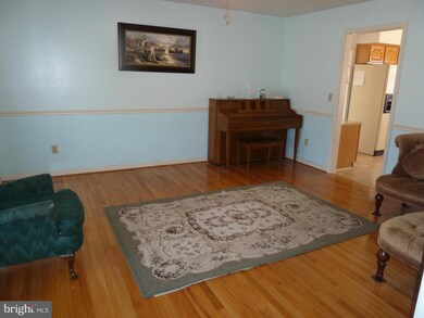 436 Rockville Rd, Quicksburg, VA 22847 - photo 3