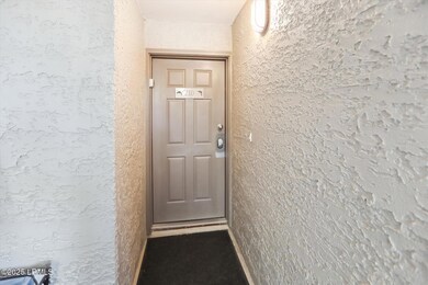 1 floor plan-ENTRANCE imgm0182