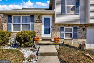 3852 Mountain Shadow Cir, Fayetteville, PA 17222 - photo 2