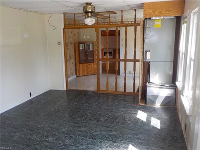 4381 E Lake Rd, Sheffield Lake, OH 44054 - photo 6