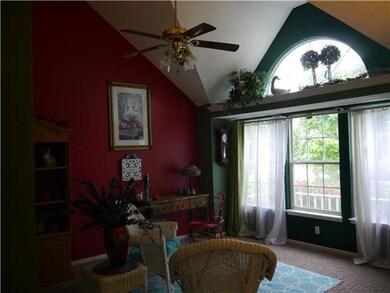 514 S Huntsman Blvd, Raymore, MO 64083 - photo 4