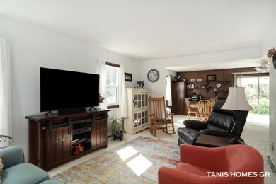2455 Donahue Court SW