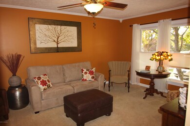 6803 Creedmoor Ct, Louisville, KY 40228 - photo 6