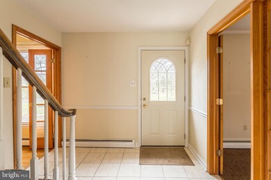 4367 Biddeford Cir, Doylestown, PA 18902 - photo 4