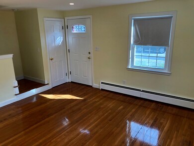 692 Common St unit 1, Walpole, MA 02081 - photo 3