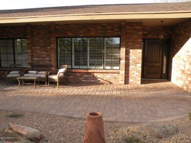 3 Front Courtyard