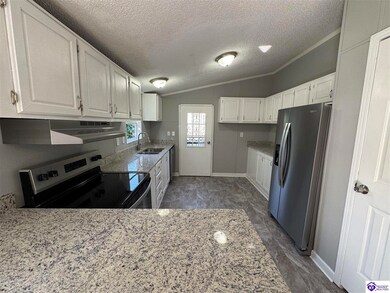 204 Fentress Blvd, Elizabethtown, KY 42701 - photo 3