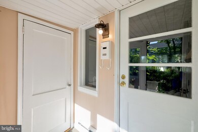 71 C Ridge Rd, Greenbelt, MD 20770 - photo 4