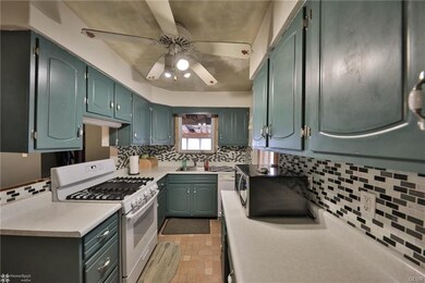 1124 N 18th St unit 1126, Allentown, PA 18104 - photo 6