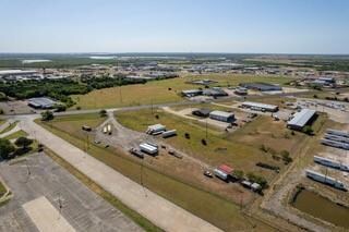 2300 S Bus 45, Corsicana, TX 75110 - photo 5