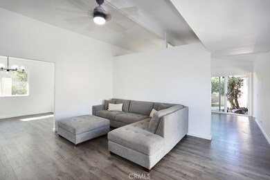 14461 Denbigh Ln, Tustin, CA 92780 - photo 5