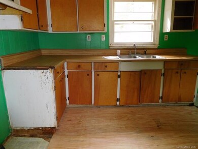 3709 Hamilton Dr, Gastonia, NC 28052 - photo 5