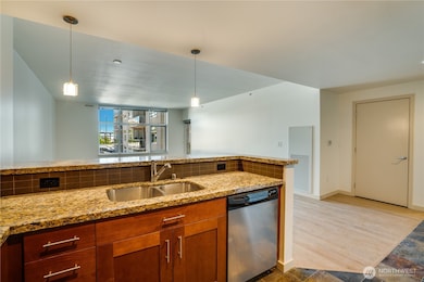 The Esplanade unit 306, Tacoma, WA 98402 - photo 6