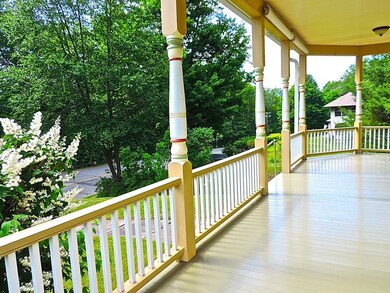 33 S Maple St, Shelburne Falls, MA 01370 - photo 4