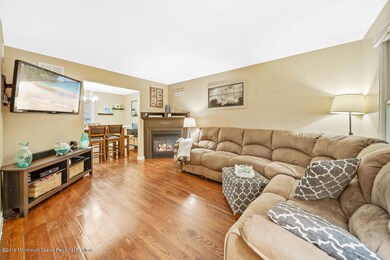 265 Linden Ave, North Middletown, NJ 07748 - photo 7