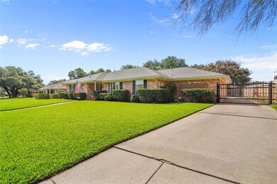 4317 Barcelona Dr, Fort Worth, TX 76133 - photo 7