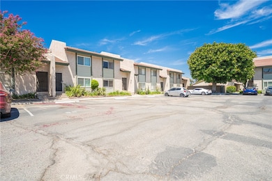 2255 Cahuilla St unit 32, Colton, CA 92324 - photo 6