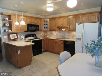2651 Susquehanna Rd, Abington, PA 19001 - photo 5
