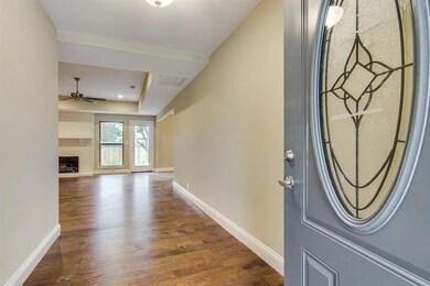 313 Mountainview Dr, Hurst, TX 76054 - photo 3