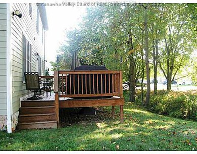 105 Tyler Way, Scott Depot, WV 25560 - photo 2