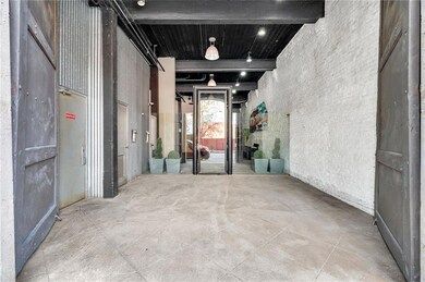 unlisted-address, New Orleans, LA 70130 - photo 2