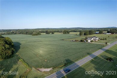 000 Killian Rd unit 1, Lincolnton, NC 28092 - photo 2