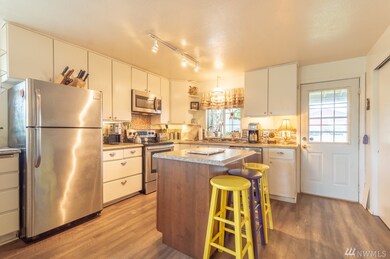 187 Wilson Rd, Winlock, WA 98596 - photo 3