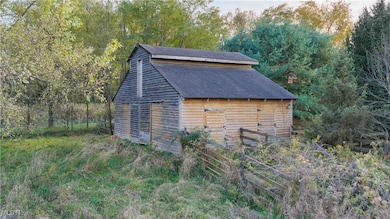 5306 Carmont Ave SW, Navarre, OH 44662 - photo 4