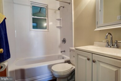 305 3rd Ave SW, Glen Burnie, MD 21061 - photo 4